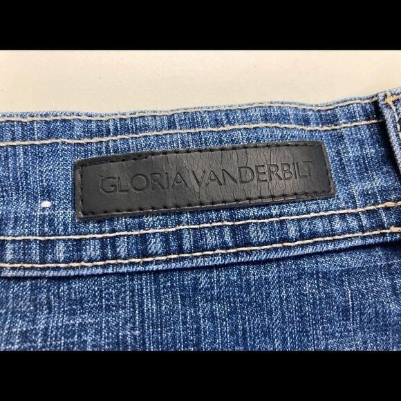 GLORIA VANDERBILT Women’s Jeans Size14P hand measures smaller Blue High Rise - Picture 3 of 13